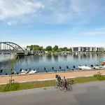 Harbour Penthouse Сённерборг