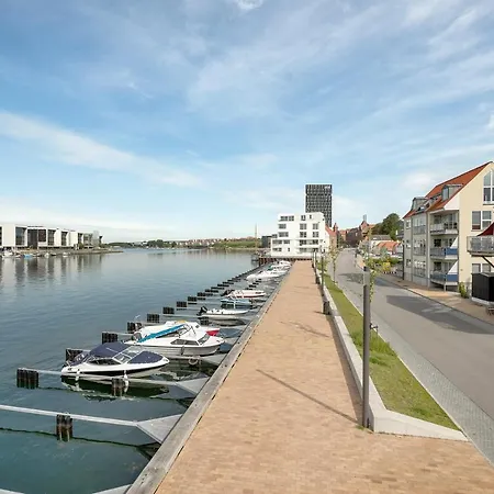 Harbour Penthouse Apartment