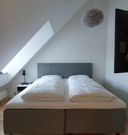Harbour Penthouse Apartment *