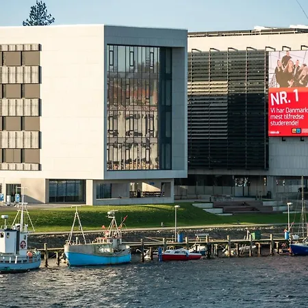 Harbour Penthouse Apartamento